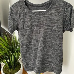 Swiftly Breeze Short Sleeve sz 4